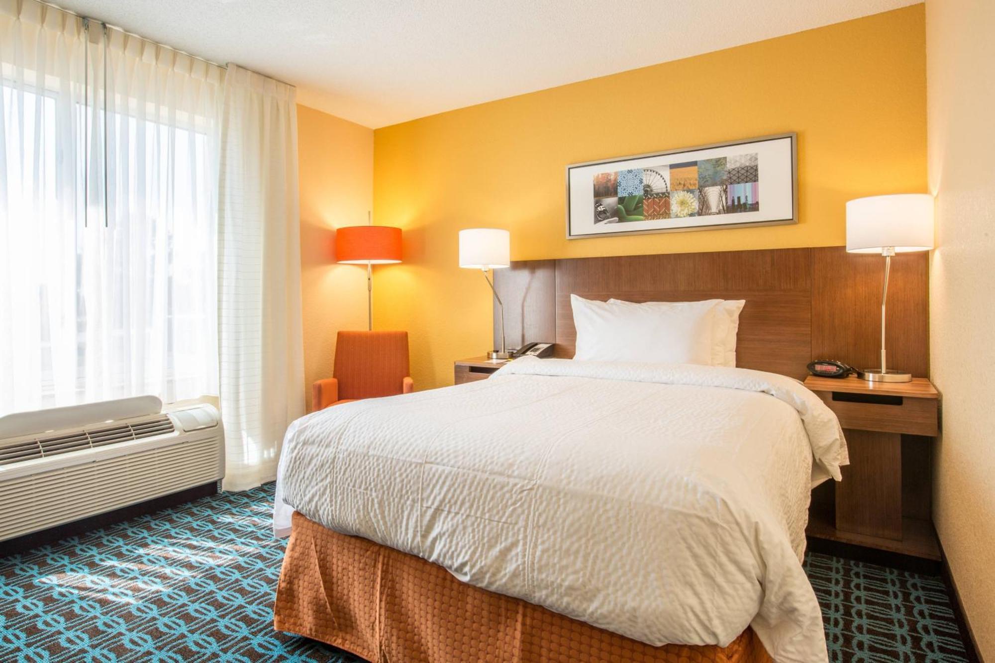 Fairfield Inn & Suites By Marriott Columbus Exterior photo